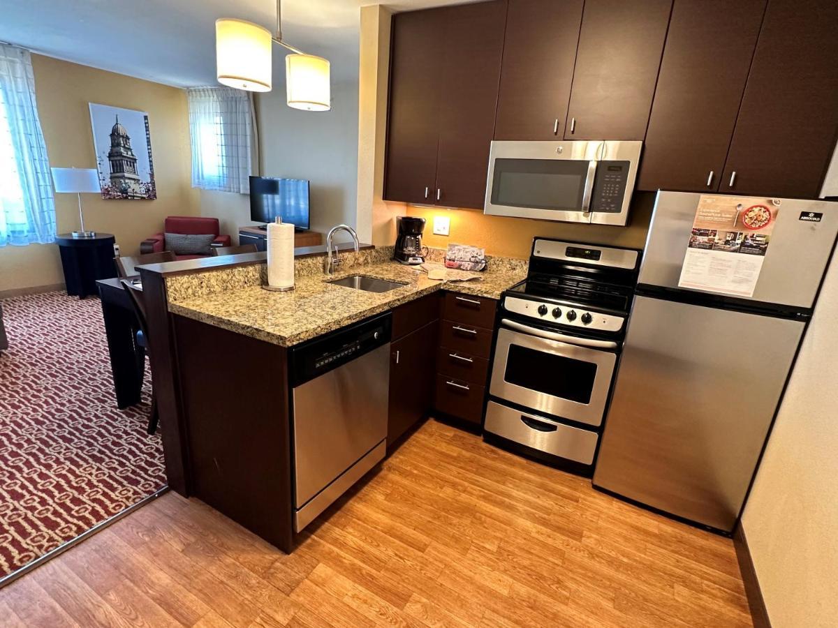 Towneplace Suites By Marriott Detroit Troy Esterno foto